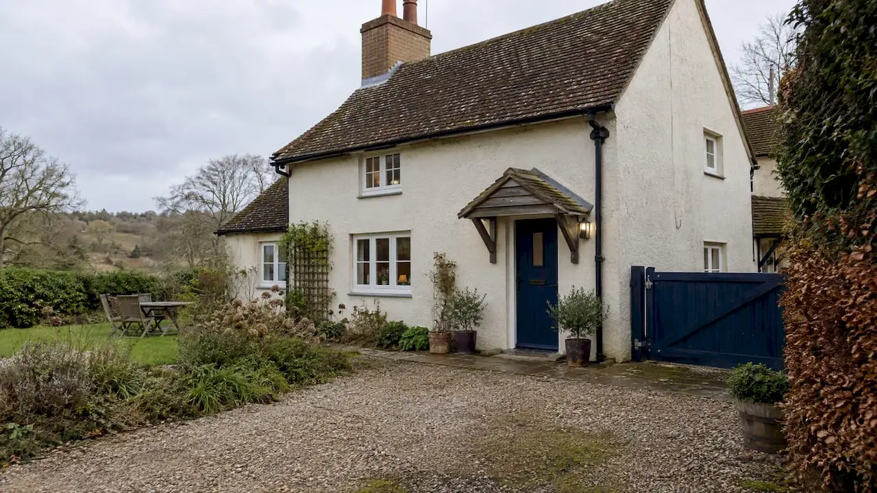 Modest Kent furnished holiday cottage