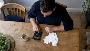 Sole trader tallying side income receipts